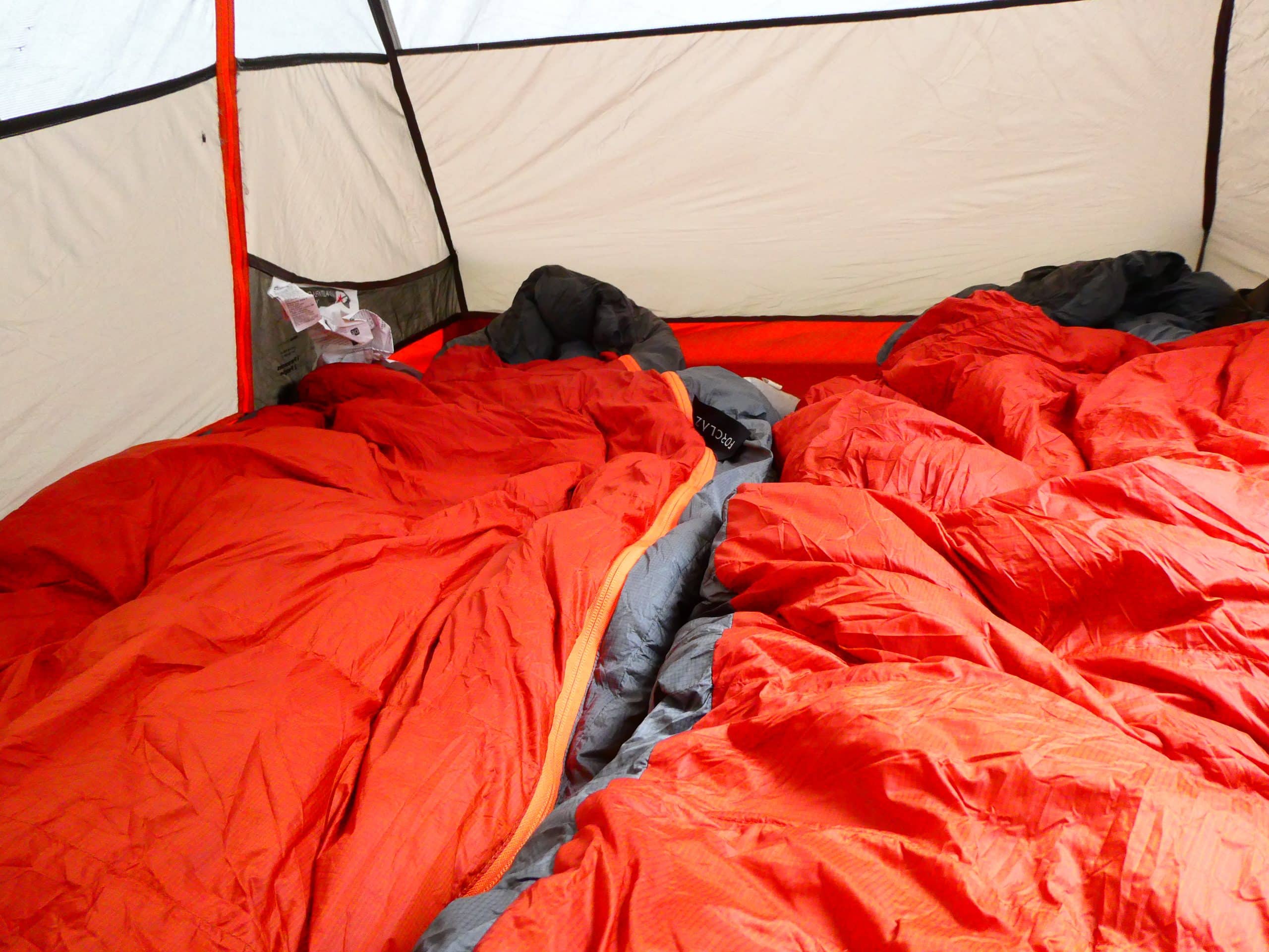 sac de couchage mt900 sous la tente